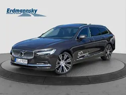 Grau Gebraucht 2024 Volvo V90 Plus Kombi | 48.990 € (Fairer Preis)