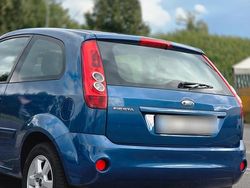 Blau Gebraucht 2008 Ford Fiesta Kleinwagen | 2.000 €