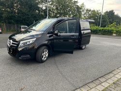 Schwarz Gebraucht 2018 Mercedes 250 Van / Kleinbus | 36.000 € (Fairer Preis)