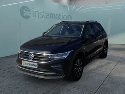 Schwarz Gebraucht 2021 VW Tiguan Life SUV | 25.490 € (Fairer Preis)