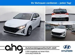 Weiß Neu 2024 Hyundai i20 Select Limousine | 18.199 € (Guter Preis)