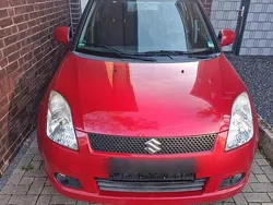 Rot Gebraucht 2006 Suzuki Swift Kleinwagen | 2.650 € (Fairer Preis)