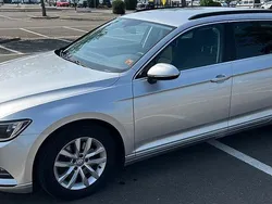 Silber Gebraucht 2016 VW Passat Comfortline Kombi | 9.300 € (Superpreis)