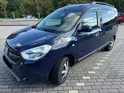Blau Gebraucht 2017 Dacia Dokker Lauréate Van | 8.990 € (Fairer Preis)