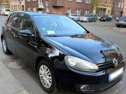 Schwarz Gebraucht 2012 VW Golf VI Match Limousine | 6.500 € (Etwas zu teuer)