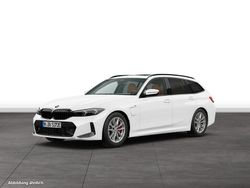 Gebraucht 2025 BMW 330e Comfort Edition Kombi | 54.998 € (Teuer)