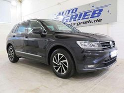 Deep black Gebraucht 2018 VW Tiguan Join SUV | 19.450 € (Fairer Preis)