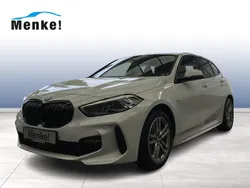 Weiß Gebraucht 2023 BMW 120 M Sport Kleinwagen | 32.490 € (Fairer Preis)