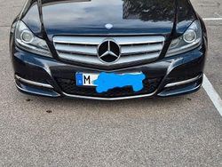Schwarz Gebraucht 2011 Mercedes C200 Limousine | 9.450 € (Fairer Preis)