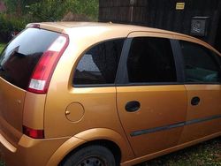 Gold Gebraucht 2003 Opel Meriva Van / Kleinbus | 1.555 € (Guter Preis)