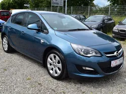 Blau Gebraucht 2012 Opel Astra Limousine | 4.890 € (Fairer Preis)