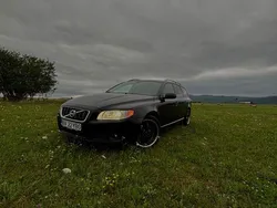 Schwarz Gebraucht 2010 Volvo V70 Summum Kombi | 4.300 € (Guter Preis)