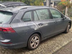 Grau Gebraucht 2023 VW Golf VIII Life Kombi | 24.900 € (Fairer Preis)