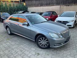 Grau Gebraucht 2012 Mercedes E200 Limousine | 7.790 € (Superpreis)