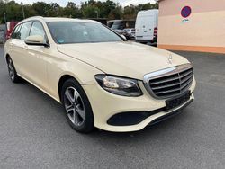 Gelb Gebraucht 2016 Mercedes E220 Limousine | 8.687 € (Teuer)
