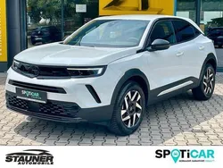 Arktis weiß (metallic) Gebraucht 2024 Opel Mokka GS Line SUV | 21.980 € (Guter Preis)