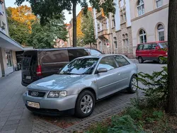 Silber Gebraucht 1999 Audi A3 Limousine | 600 € (Guter Preis)