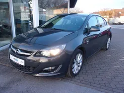 Grau Gebraucht 2013 Opel Astra Active Limousine | 5.250 € (Fairer Preis)