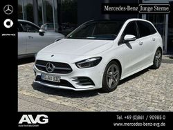 Digitalweiß Gebraucht 2024 Mercedes B180 AMG Line Premium Plus Van / Kleinbus | 34.800 € (Fairer Preis)