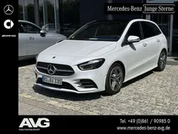 Digitalweiß Gebraucht 2024 Mercedes B180 AMG Line Premium Plus Van / Kleinbus | 34.800 € (Teuer)