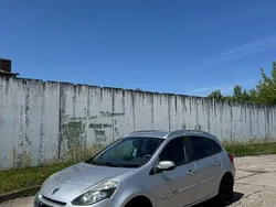 Silber Gebraucht 2011 Renault Clio GrandTour Dynamique Kombi | 3.900 € (Teuer)
