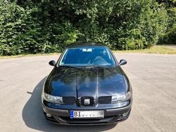 Schwarz Gebraucht 2004 Seat Leon Kombi | 999 € (Guter Preis)