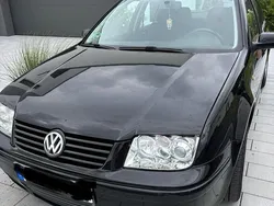 Schwarz Gebraucht 1999 VW Bora Limousine | 1.400 € (Fairer Preis)