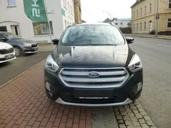 Schwarz Gebraucht 2017 Ford Kuga Cool & Connect SUV | 16.999 € (Teuer)