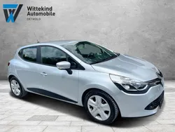 Grau Gebraucht 2013 Renault Clio IV Dynamique Limousine | 5.999 € (Fairer Preis)