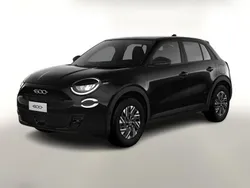 Schwarz Neu 2025 Fiat 600E Red SUV | 26.888 €