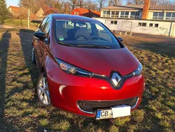 Rot Gebraucht 2020 Renault Zoe LIMITED Kleinwagen | 9.000 € (Guter Preis)