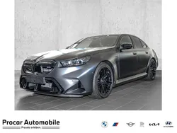 Frozen deep grey Neu 2025 BMW M5 Performance Limousine | 141.555 € (Guter Preis)