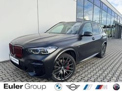 Grau Gebraucht 2022 BMW X5 M50 Performance SUV | 64.899 € (Etwas zu teuer)