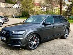 Grau Gebraucht 2018 Audi SQ7 Ambiente SUV | 40.500 € (Fairer Preis)