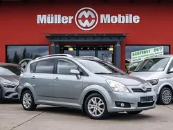 Grau Gebraucht 2008 Toyota Corolla Verso Team Van / Kleinbus | 8.700 €