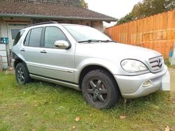Silber Gebraucht 2003 Mercedes ML400 SUV | 4.480 € (Fairer Preis)