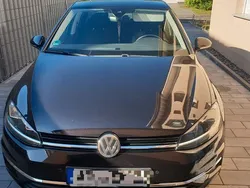 Schwarz Gebraucht 2017 VW Golf VII Sound Limousine | 15.500 € (Fairer Preis)