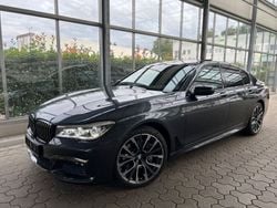 Singapur grau metallic Gebraucht 2016 BMW 730 M Sport Limousine | 33.899 € (Fairer Preis)