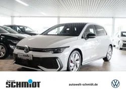 Pure white Gebraucht 2024 VW Golf VIII GTI Limousine | 39.550 € (Superpreis)