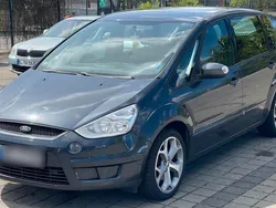 Grau Gebraucht 2007 Ford S-MAX S Van / Kleinbus | 4.300 € (Fairer Preis)