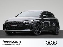 Grau Neu 2025 Audi RS3 Sportback Sport Kleinwagen | 66.490 € (Superpreis)