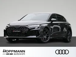 Grau Neu 2025 Audi RS3 Sportback Sport Kleinwagen | 72.990 € (Fairer Preis)