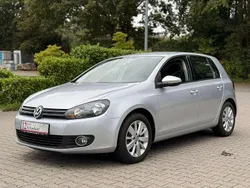 Silber Gebraucht 2012 VW Golf VI Comfortline Limousine | 8.990 € (Etwas zu teuer)