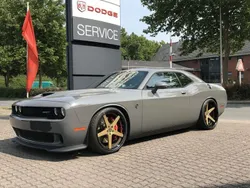 Grau Gebraucht 2017 Dodge Challenger Coupé | 59.900 € (Guter Preis)