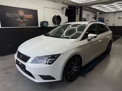 Weiß Gebraucht 2015 Seat Leon ST Style Kombi | 7.690 € (Superpreis)