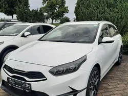Weiß Gebraucht 2024 Kia Ceed Sportswagon Spirit Kombi | 24.990 € (Guter Preis)