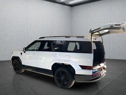 Weiß Gebraucht 2024 Hyundai Santa Fe SUV | 59.249 € (Etwas zu teuer)