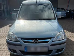 Blau Gebraucht 2008 Opel Combo Van / Kleinbus | 3.650 € (Etwas zu teuer)