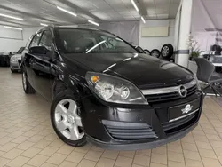 Schwarz Gebraucht 2006 Opel Astra Edition Kombi | 2.790 € (Teuer)