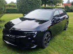 Schwarz Gebraucht 2024 Opel Astra Ultimate Kombi | 29.400 € (Etwas zu teuer)